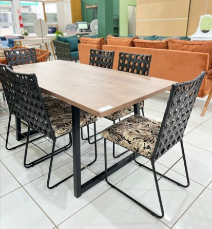 Conjunto de Mesa Atlanta 1,70 com 6 Cadeiras Troia